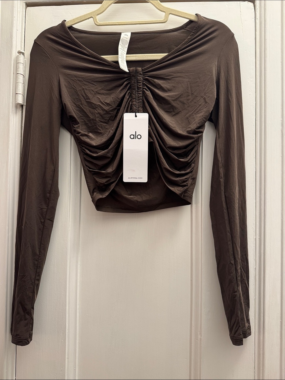 ALO Yoga Brown Ruched Long-Sleeve Crop Top